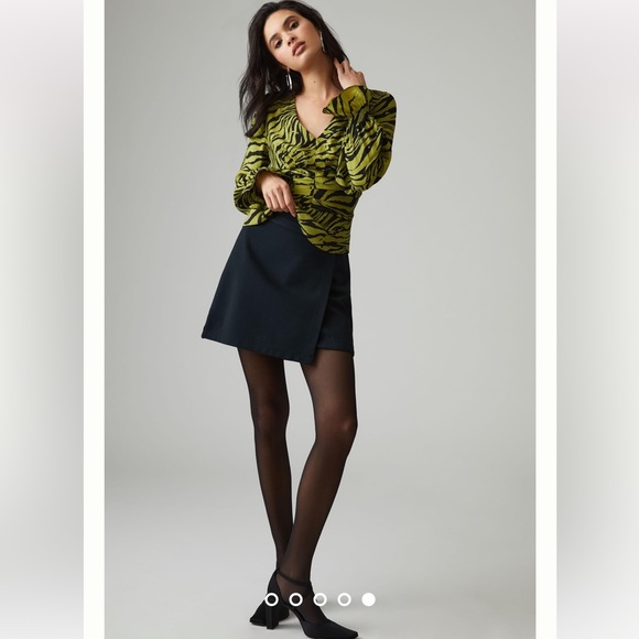 Anthropologie NWT Exquise Wrap Blouse Size XS. - Picture 5 of 7